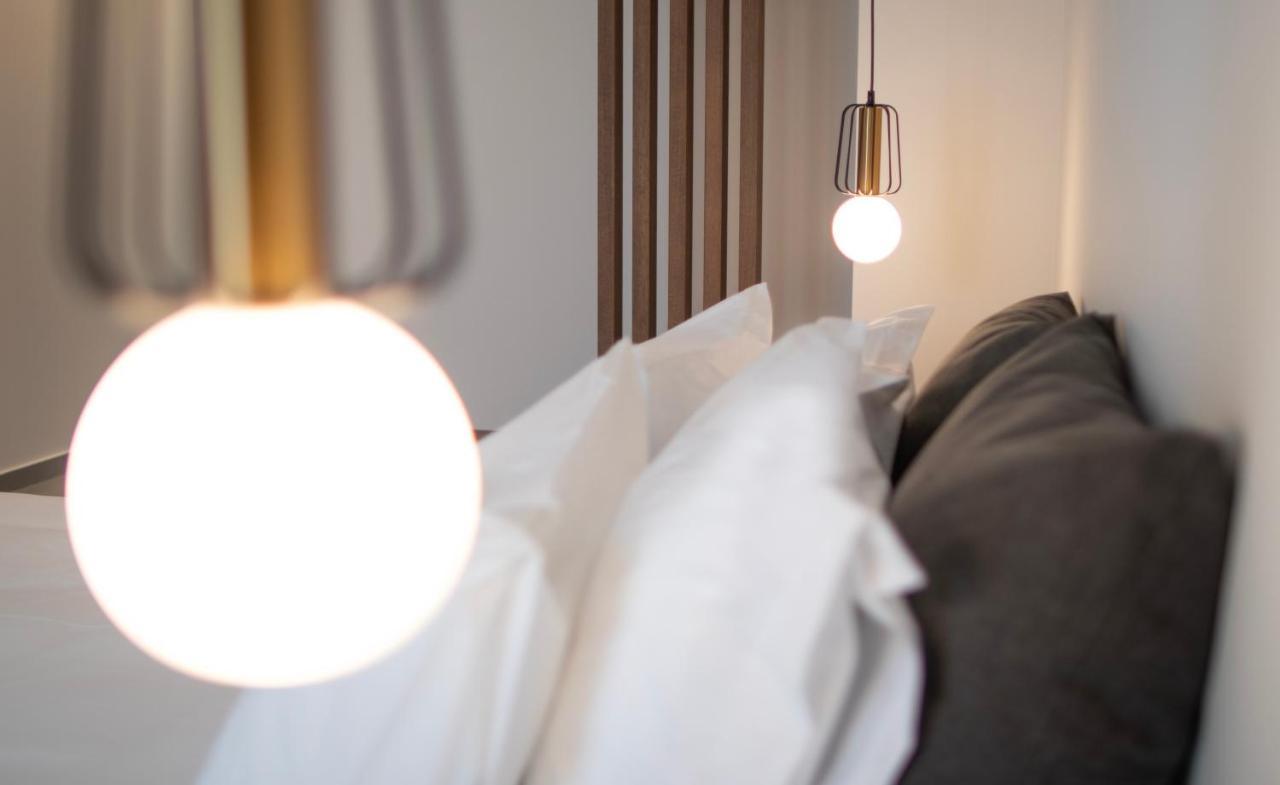 Mythodea Athens Suites Экстерьер фото
